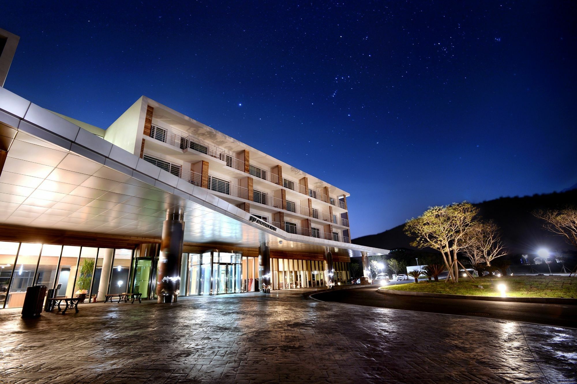 Jeju Aerospace Hotel Seogwipo Exterior photo